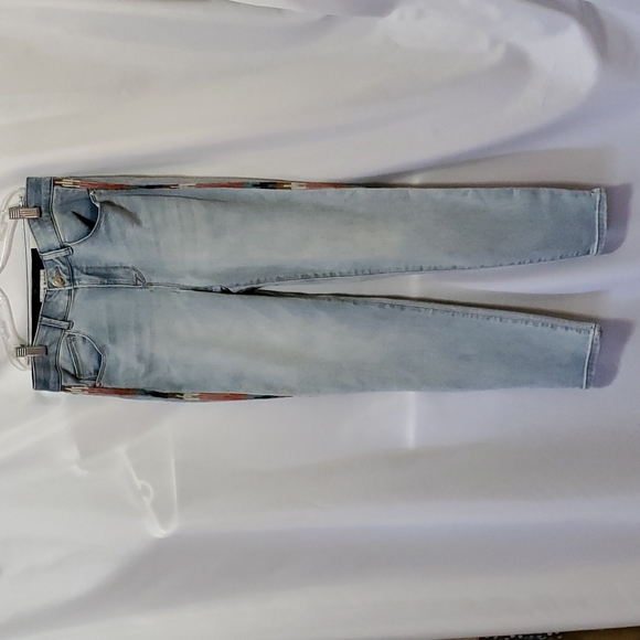 Knox Rose Woman's Mid-Rise Embroidered Ankle Skinny Jeans - Picture 8 of 13